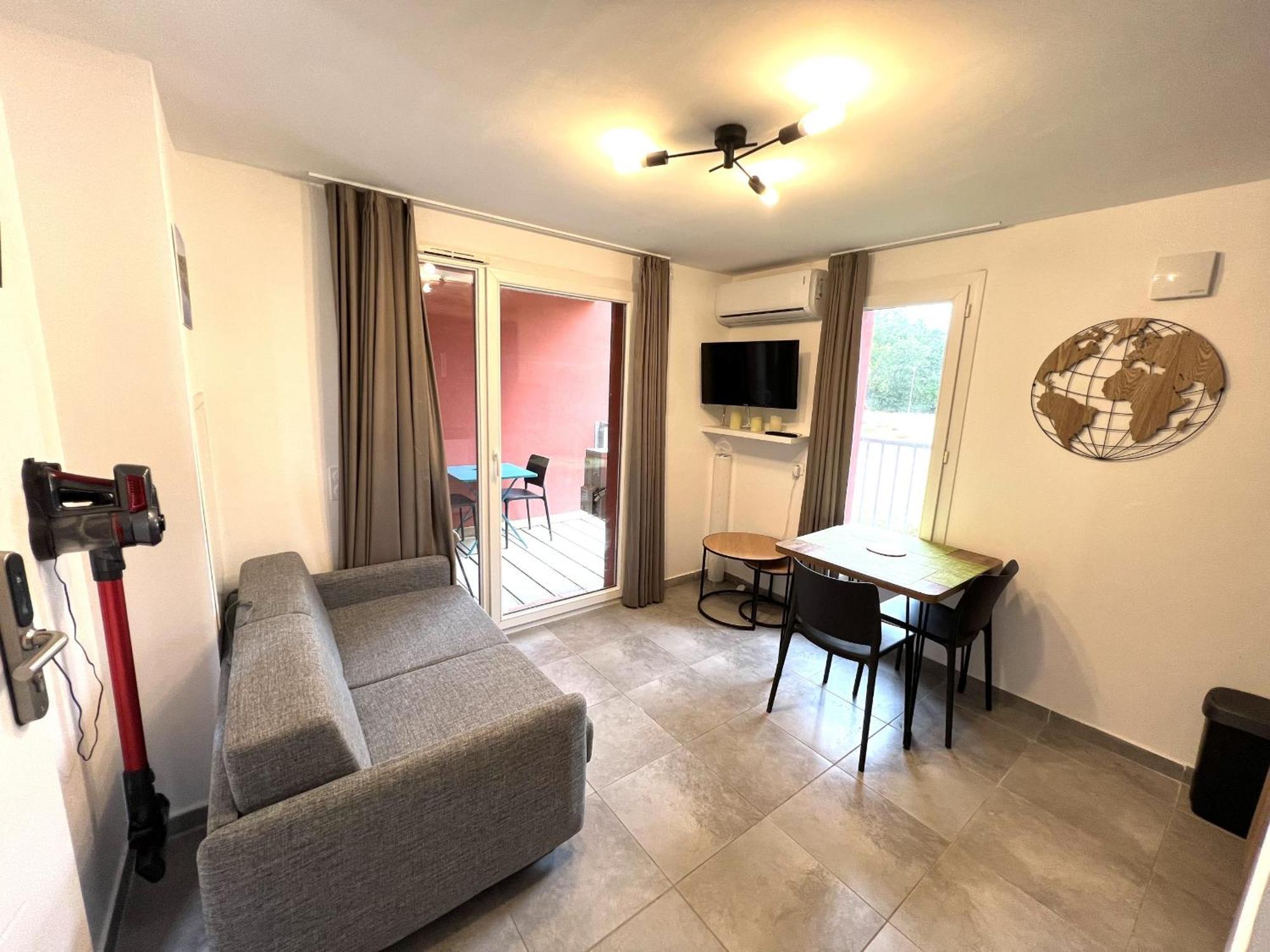Residence Hoteliere Les Hameaux De Saint Cyprien 25 M2 ليسي المظهر الخارجي الصورة