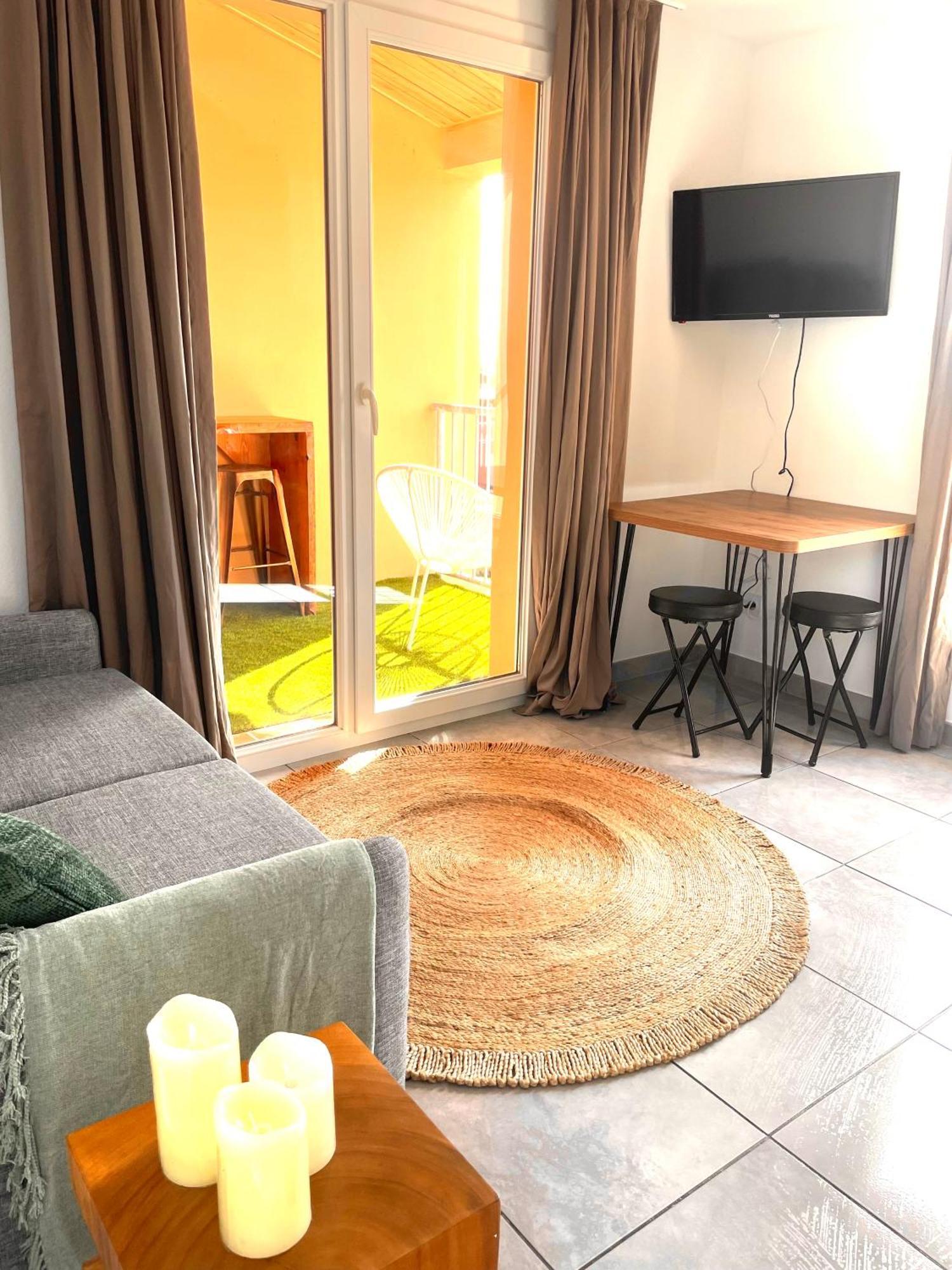 Residence Hoteliere Les Hameaux De Saint Cyprien 25 M2 ليسي المظهر الخارجي الصورة